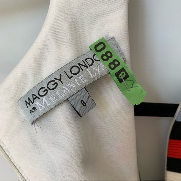 SZ6 MAGGY LONDON SLEEVELESS VNECK LINED SHEATH STRIPED DRESS BLUE BLUE WHITE RED - Picture 2 of 9